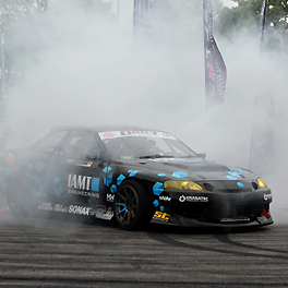 AvD Drift Championship in der EXPERIENCE AREA: Drift-Action, quietschende Reifen, Gummigeruch und Motoren im Begrenzer
