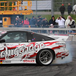 AvD Drift Championship in der EXPERIENCE AREA: Drift-Action, quietschende Reifen, Gummigeruch und Motoren im Begrenzer