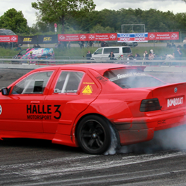 AvD Drift Championship in der EXPERIENCE AREA: Drift-Action, quietschende Reifen, Gummigeruch und Motoren im Begrenzer