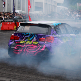 AvD Drift Championship in der EXPERIENCE AREA: Drift-Action, quietschende Reifen, Gummigeruch und Motoren im Begrenzer